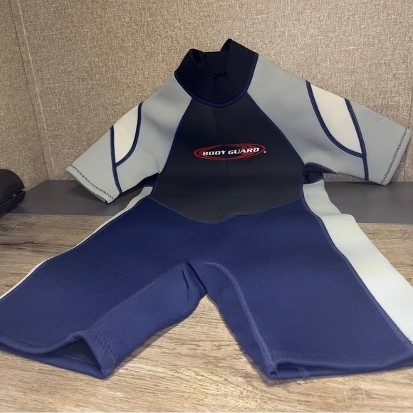 BODY GUARD Juniors Gray Blue Black Blue Shorty Wetsuit. Like New - Picture 2 of 12